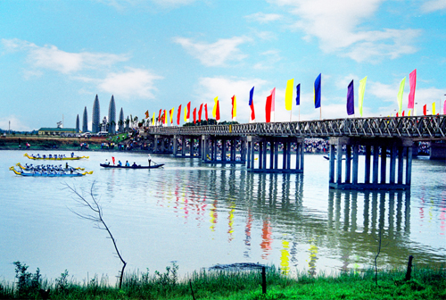 cầu Hiền Lương